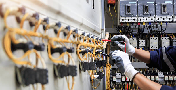 Professional Electrician technician working in Williamsport, MD